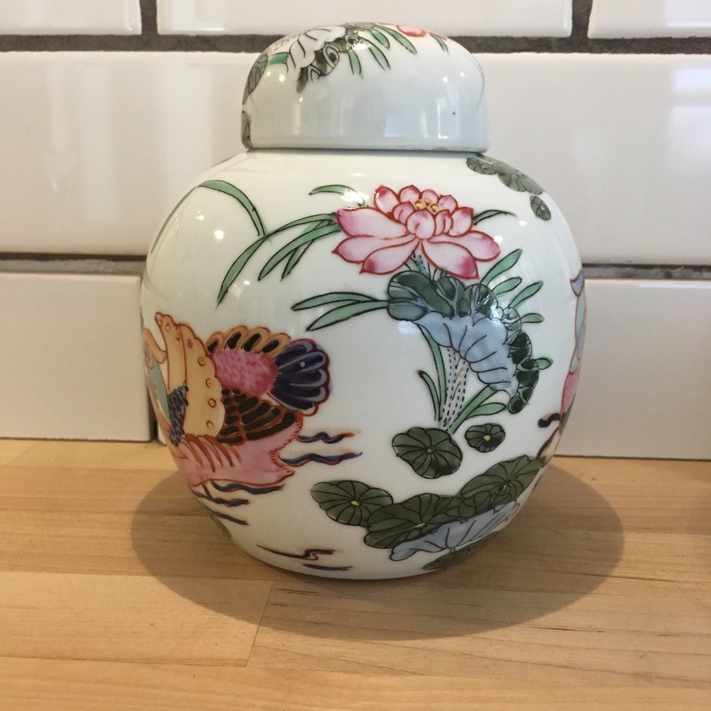 Vintage Ceramic Ginger Jar Lily Pads & Birds White